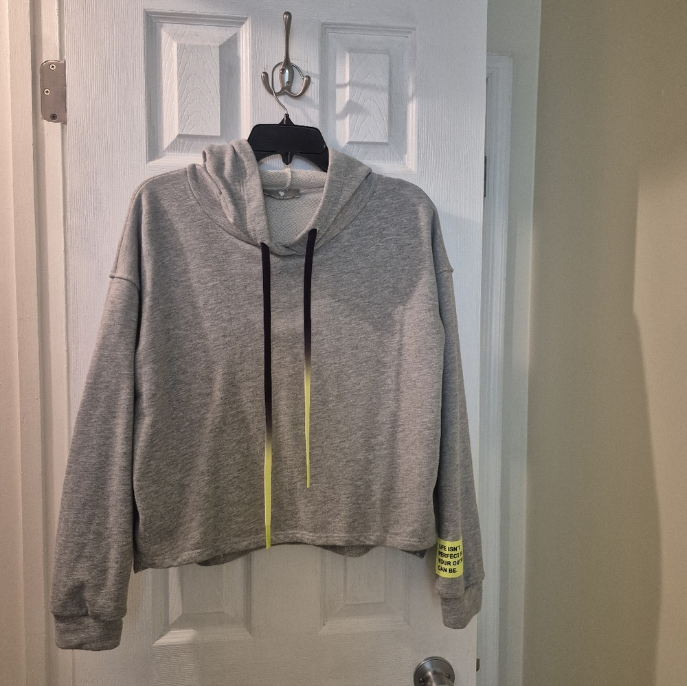 Made in Italy | Jogger Set - Picture 3 of 8